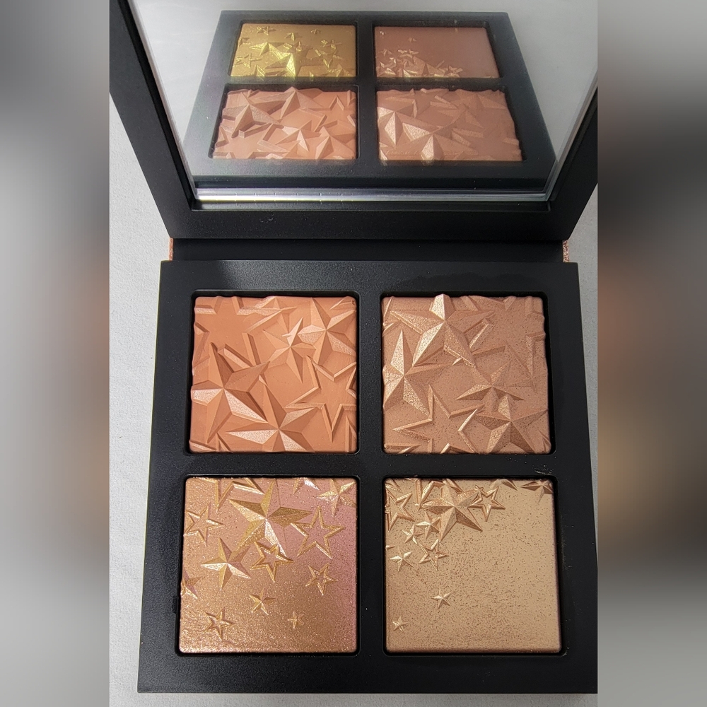 MAC COSMETICS FACE COMPACT: MED. BROWN
